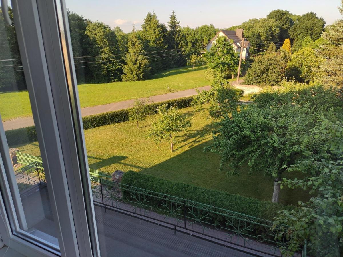 Spacious & Cozy Apartment With Forest View Zapyskis Eksteriør billede